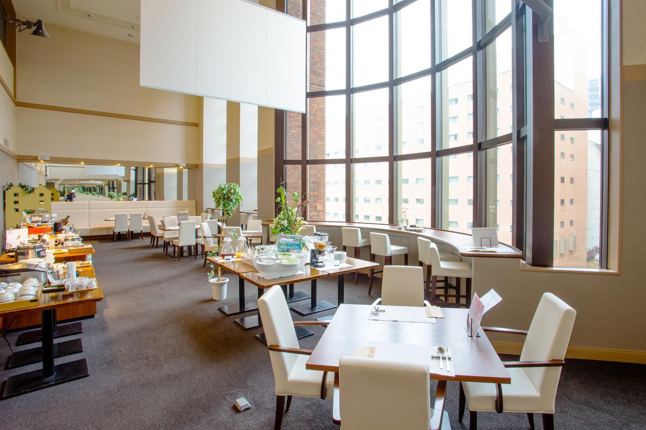 Hotel Wbf Sapporo Odori Екстериор снимка