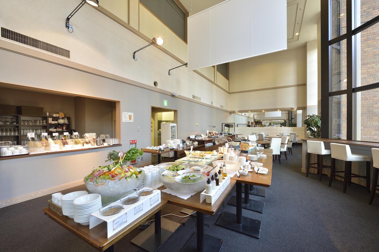 Hotel Wbf Sapporo Odori Екстериор снимка